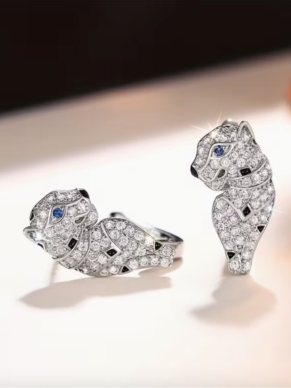 Panther Inspired Pavé Crystal Leopard Head Earrings. - Picture 3 of 6